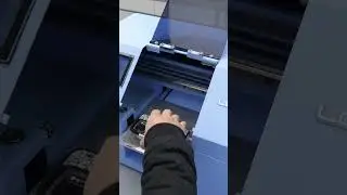Customize any pattern and print out your creativity in 3 minutes-- lensun 2.8D UV printer.