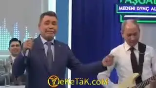 Акыш Сапаров - Мы могли бы повстречаться и пройти мимо
