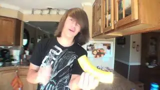HOW TO : Peel A Banana!