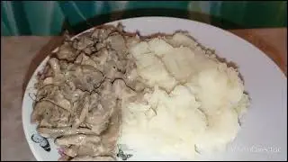Жареные шампиньоны с луком