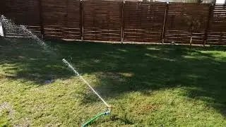 Rasen sprengen mit dem Rasensprenger
