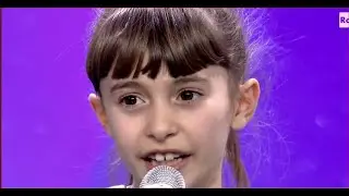 Violante, Luca e Nicole & Piccolo Coro: Bianco Natale.