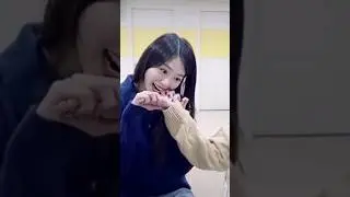 just dreamcatcher biting each others #dreamcatcher #kpop
