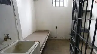 How do you live like this?