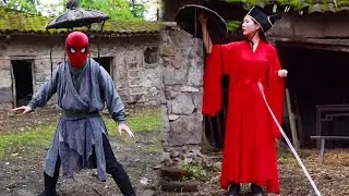 Spider-Man From The West Uses Spider Silk To Fight Against The Silk Thread From The Eastern Heroine.
