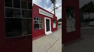This Store is NEVER Open
