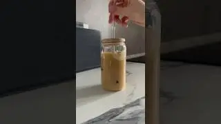 Banana ice latte 🍌☕️ #shorts #shortvideo #кофе #холодныйкофе #кофессобой #coffee #icelatte #banana