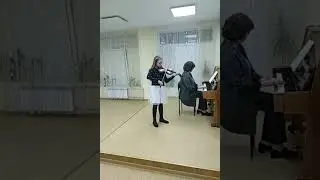Коломієць Вероніка (скрипка, ІІ в.к., викл.Савельєва Л.В.) для Радість відкриття