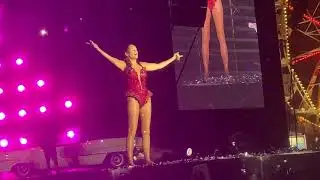 Andrea Berg - Du hast mich 1000 Mal belogen (ext. Regenshow)