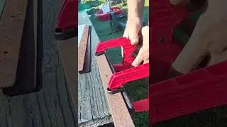 Как закрепить пластину на столе ?) #shorts