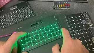 picotouch_grid updates: now it's a battery-powered synth w/ no ghosts!
