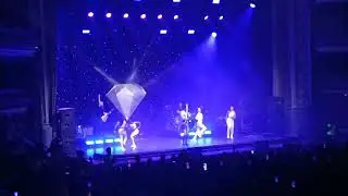 Ava Max - 