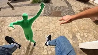 ESCAPING CORONAVIRUS (Epic Parkour Chase)