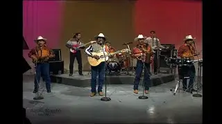Roberto Pulido y Los Clasicos - "Quiero que vuelvas conmigo"