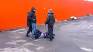 Драка. Охрана рынка.