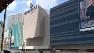 SM Megamall (Walking Tour) ft. @aj307gaming7