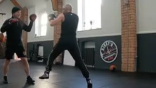 Boxing practice with pads at easels Gym 21st Dec 2022
