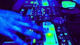 Korg Electribe Emx1 + Esx1 (Eurodance Sample)