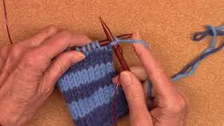Jogless Stripes in Circular Knitting