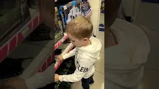 Dad loves to please his child!❤️🥺😍 