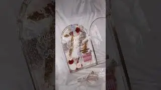 mahar elegan dengan bahan tetarium kaca,begron resin yang indah serta bunga2 yang cantik