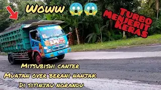 JOSS bro  !! Mitsubishi canter muatan pasir over ngacir di sitinjau ngandu.#cantermania#truk pasir