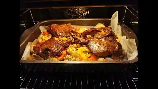 Нежнейшая телячья корейка на кости с овощами в духовочке! говядина в духовке, телятина в духовке.