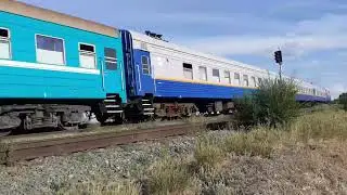 ТЭ33А-0248 с пассажирским поездом ст.Семей