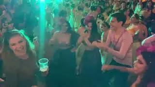 Con una colorida y brillante Callejoneada celebran el Día de Muertos en Mazatlán
