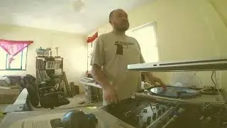 Dj Saeg  scratches para Johnkey Om  - Distropia 2020