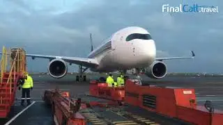 Singapore Airlines with air bridge to Copenhagen