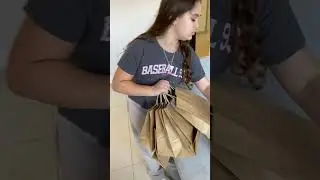 אם בגיל 10 היא עושה הפקות כאלו מה יהיה שתגדל? 