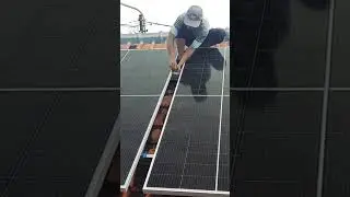 Cara pasang solar panel di atap genteng