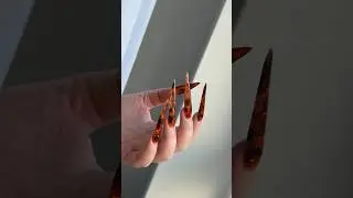 ПРЕВРАЩАЕМ НОГТИ В ЯНТАРЬ🧡 #nails #дизайнногтей #ногти #росписьногтей #маникюр #наращиваниеногтей