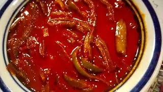 Nopales Con Chile Rojo