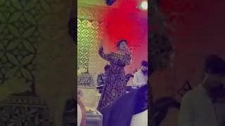ДУХТАРИ ТОЧИК ДАР ТУЙ ТАМОШО КНЕН ВА ОБУНА ШАВЕД