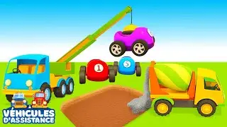 Jeux de cache-cache sur le chantier. Véhicules d’assistance. Dessin animé et jeux avec voitures.