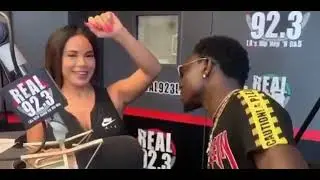 Armpit sniffing in Fm Radio studio