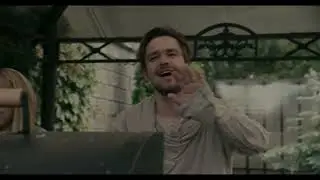 Александр Петров исполняет кавер песни 