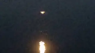 Озеро Основа июльским вечером в лунном свете
