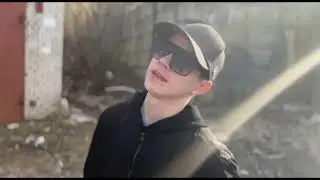 МОЛЧАНИЕ МАЛЬЧУГАНА [Слово пацана курит в сторонке]
