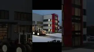 С наступающим!