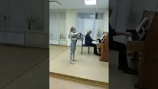 Дмитренко Вікторія (скрипка, ІІ в.к. викл.Савельєва Л.В.) для Радість відкриття