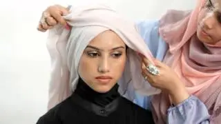Style: How to wear Hijab for work