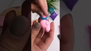милая хрюшка из воздушного пластилина
