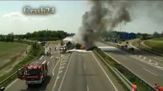 Ludwigshafen am 24.06.10  - Ein Toter bei Massenkarambolage auf A 61