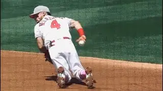 OMG. Andrew Velazquez makes play with behind the back flip. 🤯