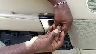 step to remove the rear door mat on 2015 to 2017 range rover vogue
