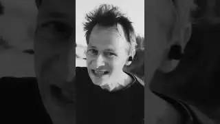 Если вы искали гимн для своей социофобии, то вот он! Banev! & Maxim Gorky