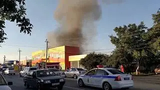 Лабинск, Пожар в магазине "Сахарок",  13-06-2018